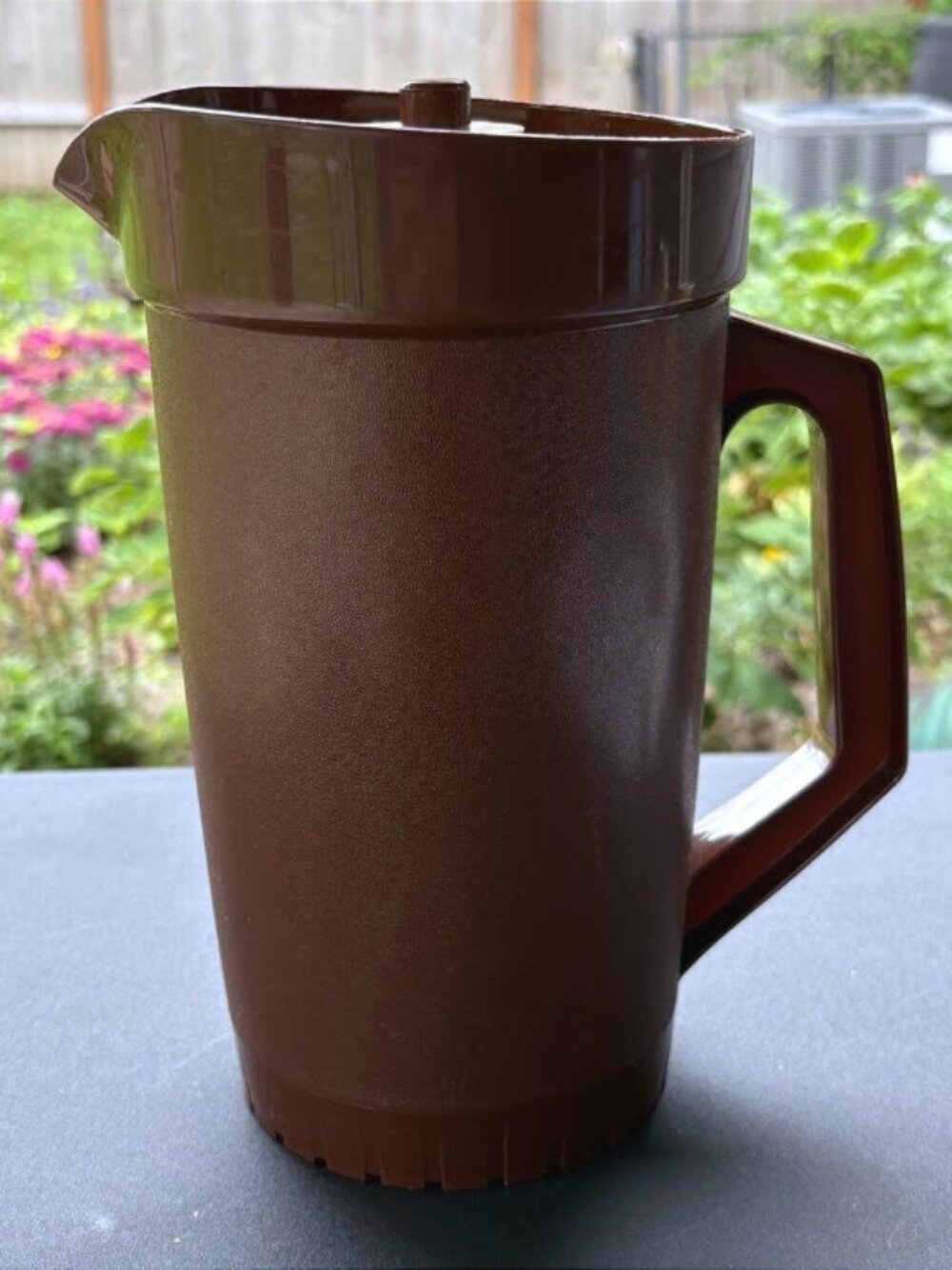 Vintage 1/2 Gallon Tupperware Pitcher Brown